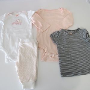 Bundle of 4 Carter's Baby Infant Onesie Clothes Outfits Size 3 months GUC